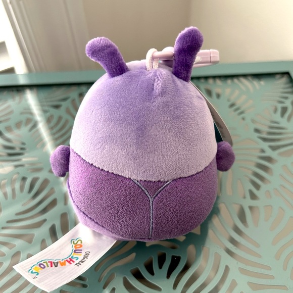 Axel 3” Beetle Squishmallow Clip - BNWT - Picture 4 of 5